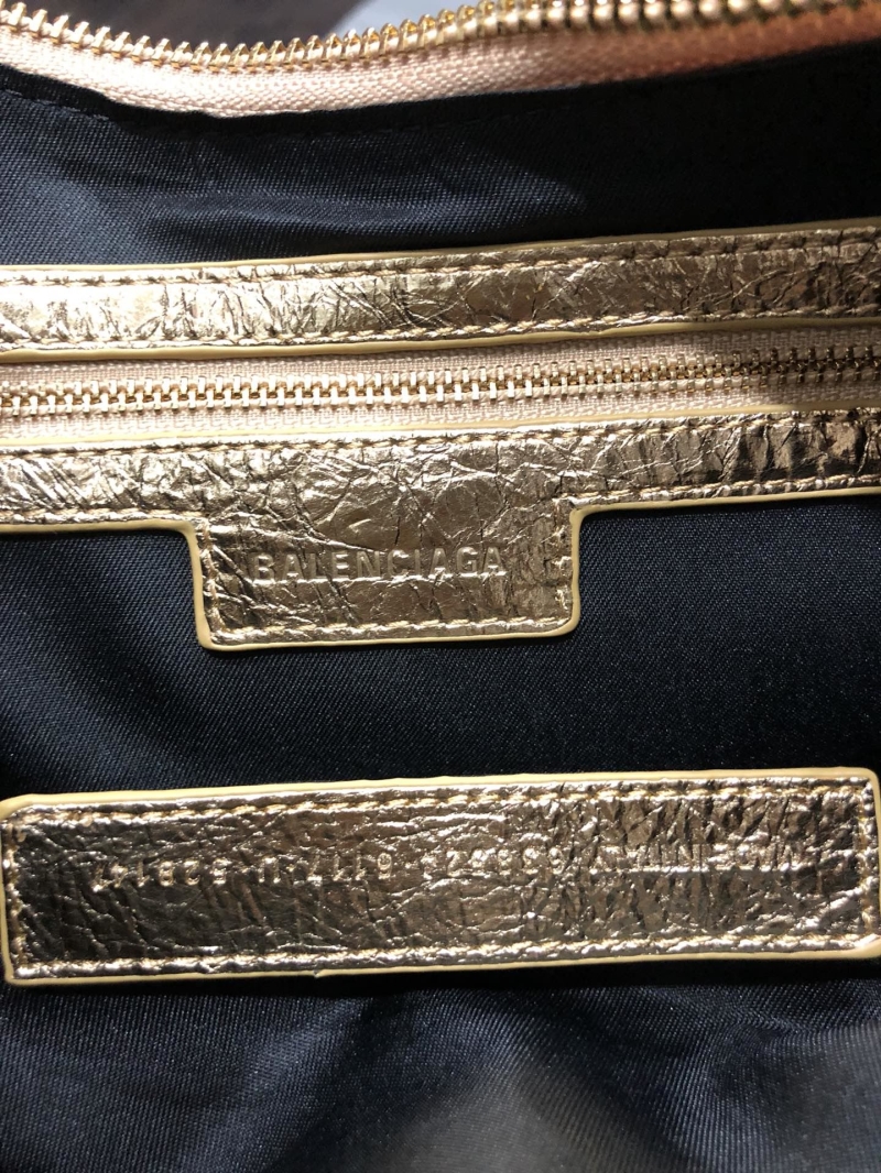 Ba1en*iaga le cagole bags